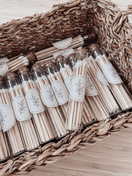 Petite fiole d'allumettes YOKU